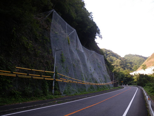 地方道路整備事業＜防災安全＞（道路災害防除）国道/国道313号/10-1-1 公共道路工事（法面）