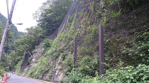 道路災害防除工事（28西の13）