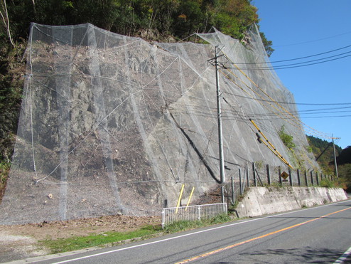 地方道路整備事業＜防災安全＞（道路災害防除）国道/国道180号/2-10-10公共道路工事（防災）