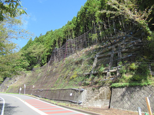 道路災害防除工事（２奥の６）