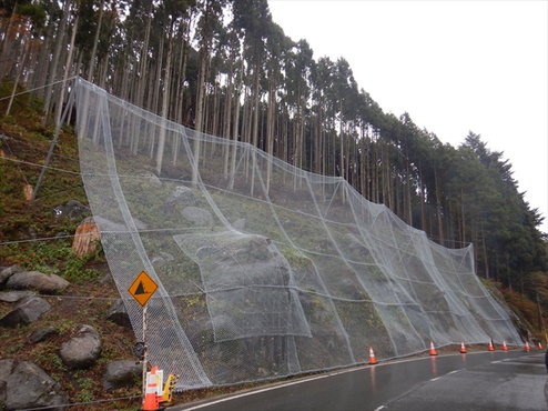 道路橋りょう維持（災防）工事（法面工）