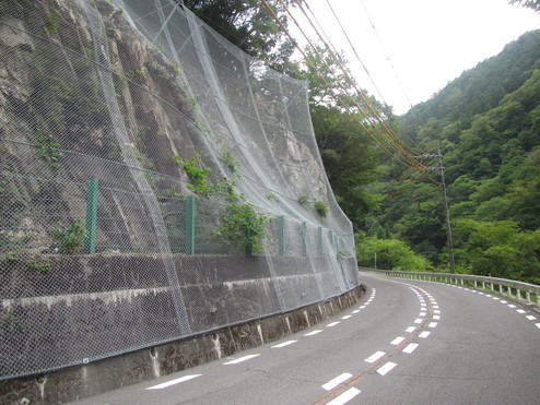 一般国道186号 道路災害防除工事（下山工区）