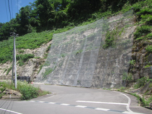 令和6年度社会資本整備総合交付金事業町道日南川上田線落石対策災害防除工事